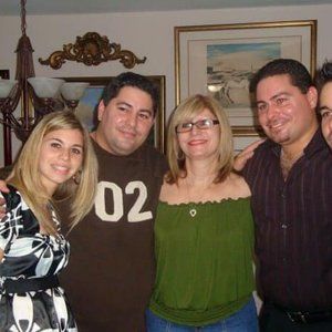 Meet your Posher, Iris